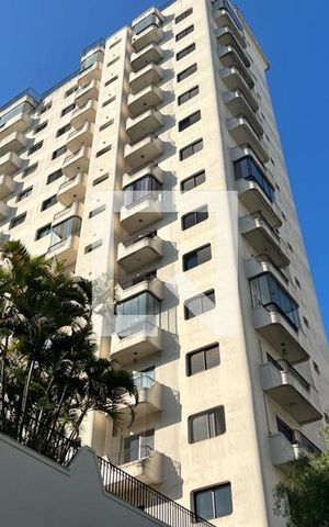 Apartamento para alugar com 240m², 4 quartos e 4 vagas Apartamento para alugar com 240m², 4 quartos e 4 vagasFachada
