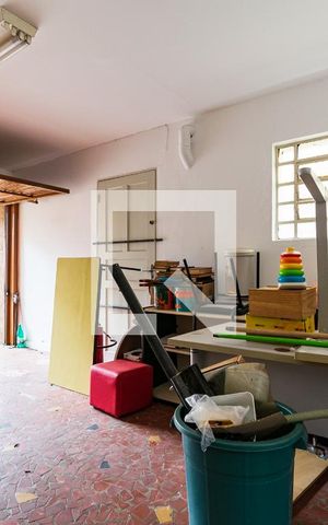 Casa à venda com 120m², 2 quartos e 2 vagas Casa à venda com 120m², 2 quartos e 2 vagasGaragem