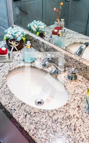Apartamento à venda com 170m², 3 quartos e 3 vagasBanheiro da Suíte 3