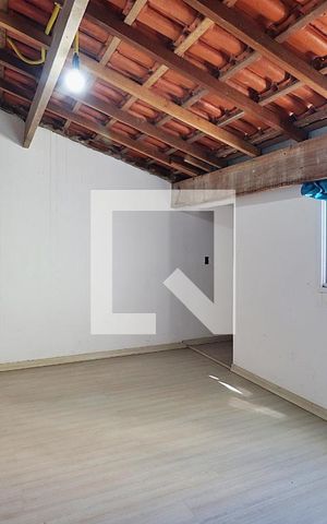 Casa à venda com 315m², 4 quartos e 4 vagasSótão