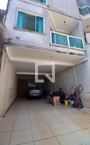 Casa à venda com 315m², 4 quartos e 4 vagasGaragem