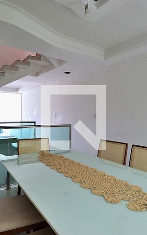Casa à venda com 315m², 4 quartos e 4 vagasSala de Jantar