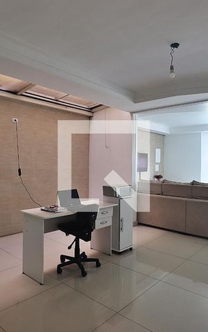 Casa à venda com 315m², 4 quartos e 4 vagasSala