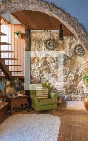 Casa à venda com 400m², 3 quartos e 3 vagasSala