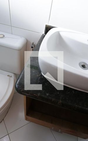Casa à venda com 186m², 3 quartos e 4 vagasBanheiro da Suíte 1