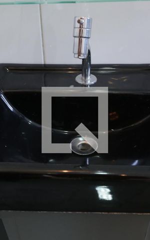 Casa à venda com 186m², 3 quartos e 4 vagasBanheiro da Suíte 2