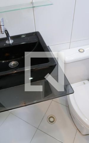Casa à venda com 186m², 3 quartos e 4 vagasBanheiro da Suíte 2