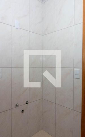 Apartamento à venda com 80m², 3 quartos e 1 vaga Apartamento à venda com 80m², 3 quartos e 1 vagaBanheiro da Suíte