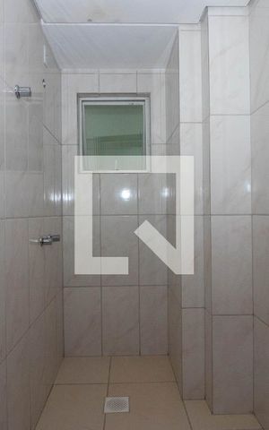 Apartamento à venda com 80m², 3 quartos e 1 vaga Apartamento à venda com 80m², 3 quartos e 1 vagaBanheiro Social