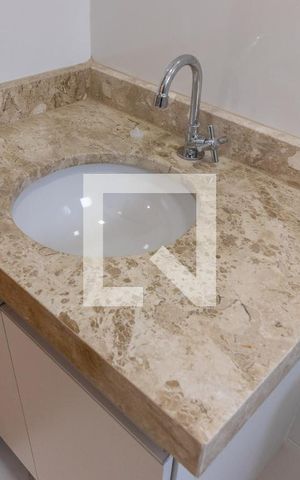 Apartamento para alugar com 36m², 1 quarto e sem vagaBanheiro