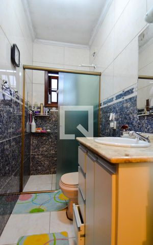 Casa à venda com 153m², 2 quartos e 2 vagasBanheiro da Suíte