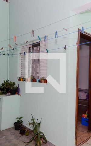 Casa à venda com 153m², 2 quartos e 2 vagasÁrea de Serviço