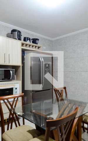 Casa à venda com 153m², 2 quartos e 2 vagasCozinha