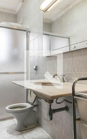 Casa para alugar com 163m², 3 quartos e 1 vaga Casa para alugar com 163m², 3 quartos e 1 vagaBanheiro