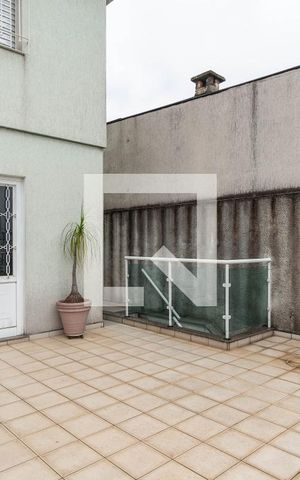 Casa para alugar com 163m², 3 quartos e 1 vaga Casa para alugar com 163m², 3 quartos e 1 vagaVaranda