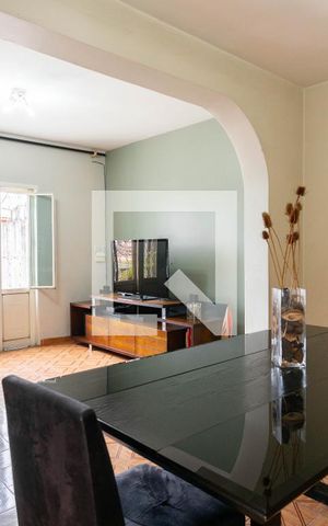 Casa para alugar com 163m², 3 quartos e 1 vaga Casa para alugar com 163m², 3 quartos e 1 vagaSala
