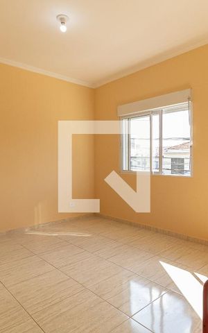 Casa à venda com 1972m², 2 quartos e 2 vagas Casa à venda com 1972m², 2 quartos e 2 vagasSuíte