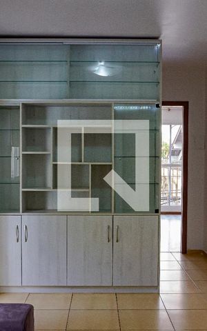 Apartamento para alugar com 70m², 2 quartos e sem vaga Apartamento para alugar com 70m², 2 quartos e sem vagaSala