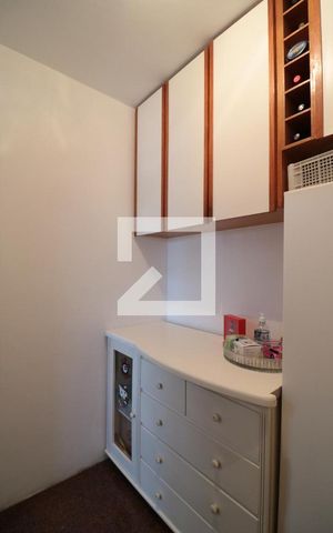Apartamento à venda com 113m², 3 quartos e 1 vagaÁrea de Serviço