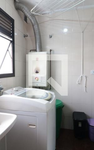Apartamento à venda com 113m², 3 quartos e 1 vagaÁrea de Serviço