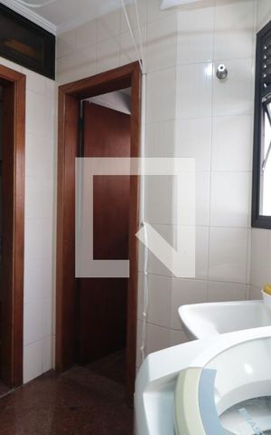 Apartamento à venda com 113m², 3 quartos e 1 vagaÁrea de Serviço