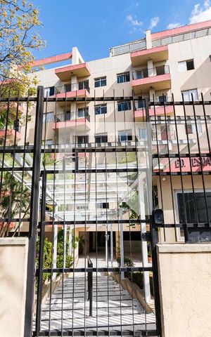 Apartamento para alugar com 44m², 1 quarto e 1 vaga Apartamento para alugar com 44m², 1 quarto e 1 vagaFachada
