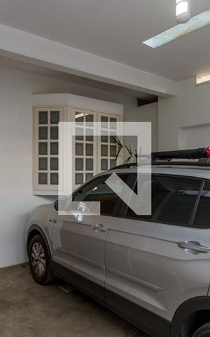 Casa à venda com 149m², 3 quartos e 2 vagas Casa à venda com 149m², 3 quartos e 2 vagasGaragem