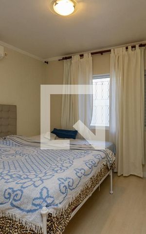 Casa à venda com 149m², 3 quartos e 2 vagas Casa à venda com 149m², 3 quartos e 2 vagasSuíte