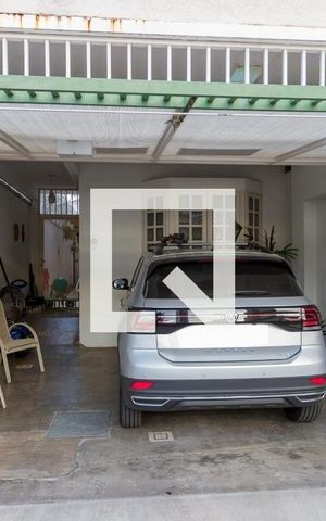 Casa à venda com 149m², 3 quartos e 2 vagas Casa à venda com 149m², 3 quartos e 2 vagasGaragem