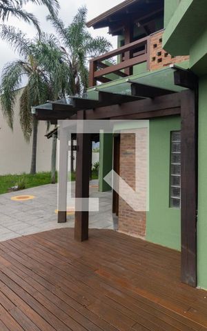Casa à venda com 280m², 5 quartos e 6 vagasQuintal