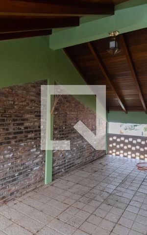 Casa à venda com 280m², 5 quartos e 6 vagasSótão