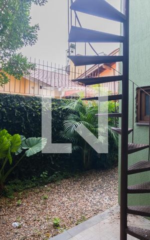 Casa à venda com 280m², 5 quartos e 6 vagasQuintal