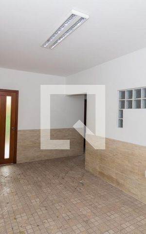 Casa à venda com 280m², 5 quartos e 6 vagasGaragem