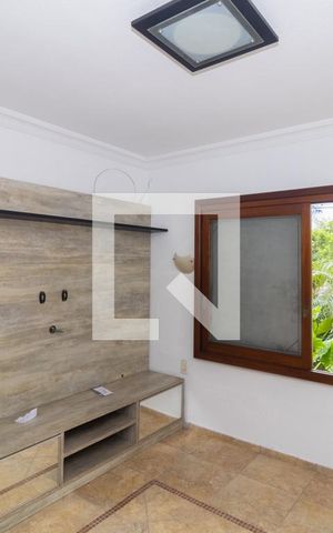 Casa à venda com 280m², 5 quartos e 6 vagasSala