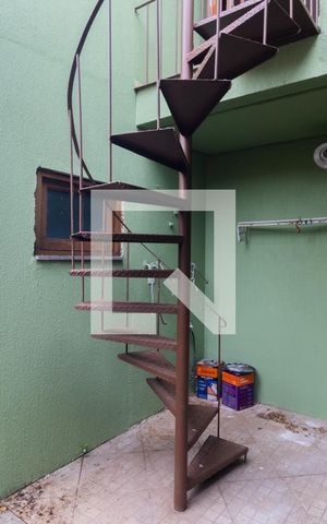 Casa à venda com 280m², 5 quartos e 6 vagasQuintal