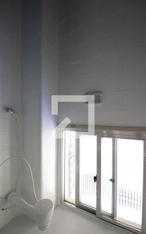 Apartamento à venda com 68m², 2 quartos e 1 vagaDetalhe do Banheiro