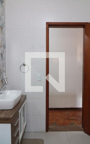 Casa à venda com 200m², 3 quartos e 2 vagasBanheiro Social