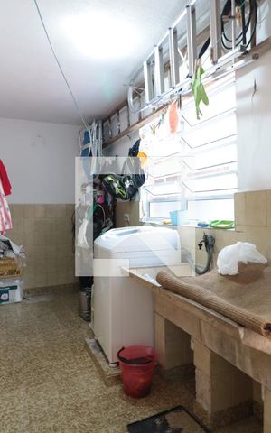 Casa à venda com 200m², 3 quartos e 2 vagasArea de Serviço
