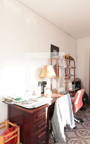 Casa à venda com 200m², 3 quartos e 2 vagasQuarto 2