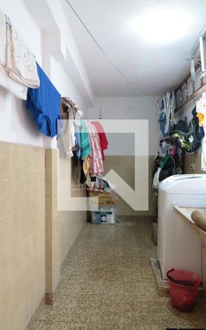 Casa à venda com 200m², 3 quartos e 2 vagasArea de Serviço