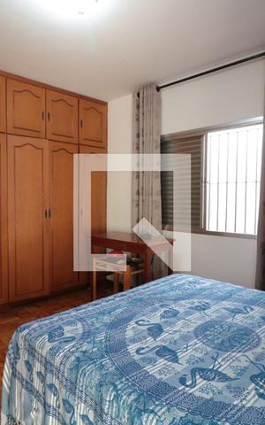 Casa à venda com 200m², 3 quartos e 2 vagasQuarto 1