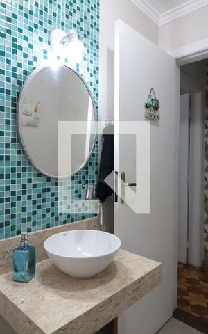 Casa à venda com 200m², 3 quartos e 2 vagasLavabo
