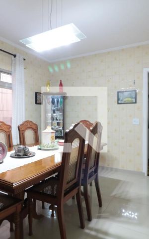 Casa à venda com 200m², 3 quartos e 2 vagasCozinha