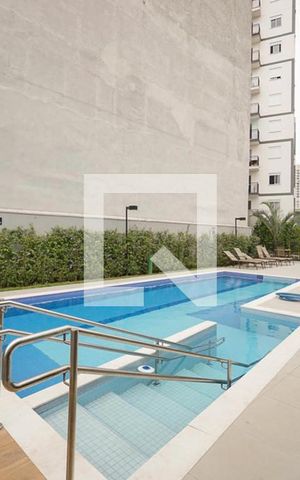 Studio à venda com 30m², 1 quarto e sem vagaÁrea comum - Piscina