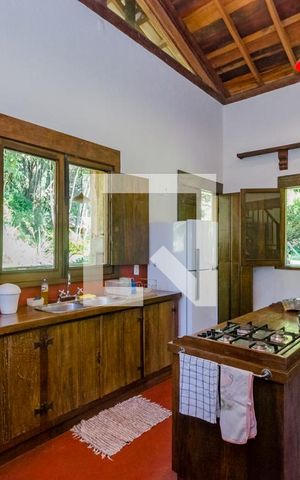 Casa de condomínio à venda com 400m², 5 quartos e 2 vagasCozinha interna