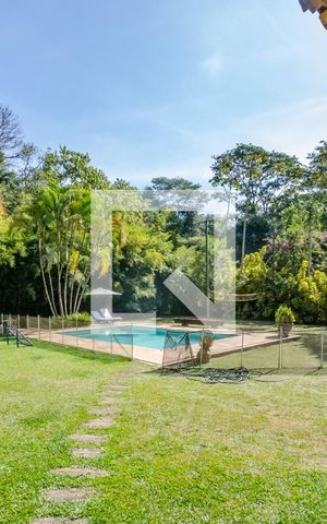 Casa de condomínio à venda com 400m², 5 quartos e 2 vagasÁrea Externa - Quintal