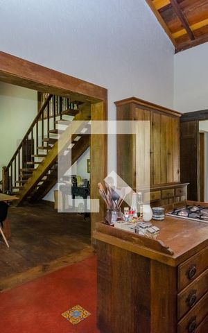 Casa de condomínio à venda com 400m², 5 quartos e 2 vagasCozinha interna
