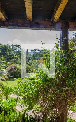 Casa de condomínio à venda com 400m², 5 quartos e 2 vagasSuíte