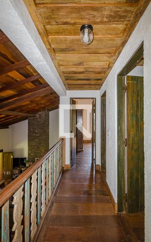 Casa de condomínio à venda com 400m², 5 quartos e 2 vagasCorredor