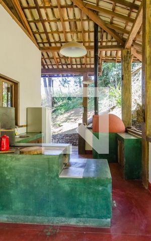 Casa de condomínio à venda com 400m², 5 quartos e 2 vagasCozinha 2 externa
